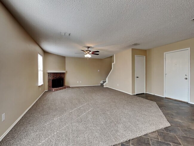 Building Photo - 7908 Winding Stream Ln