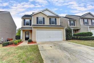 Building Photo - 2430 Mayfair Dr