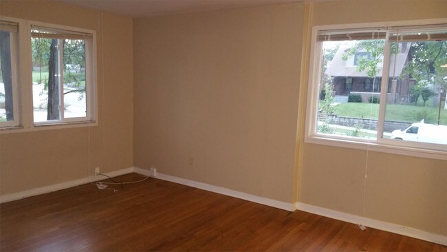 Foto del edificio - 7632 Dale Ave