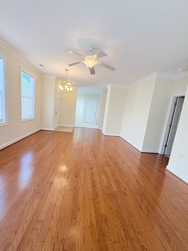 Building Photo - 62 Windgate Cir