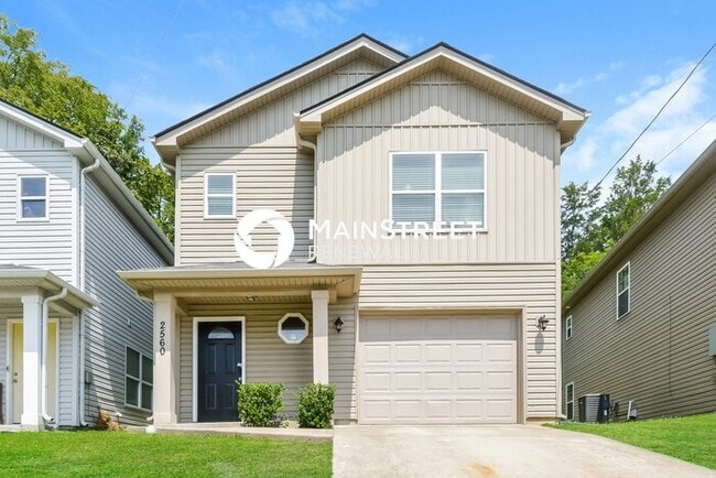 3 Bedroom Pet-Friendly Home in Nashville, TN with Main Street Renewal - 3 Bedroom Pet-Friendly Home in Nashville, TN with Main Street Renewal