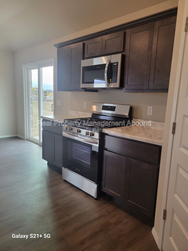 Building Photo - 8510 E 163rd St S