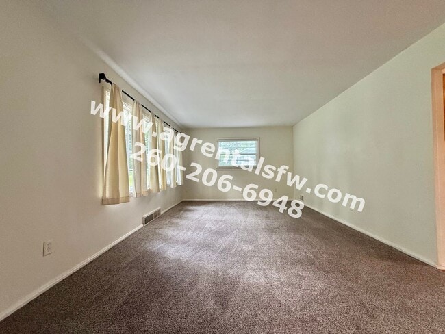 Foto del edificio - 4620 Taylor St