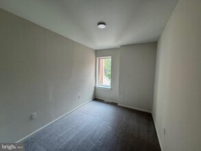 Building Photo - 52 W Basin St