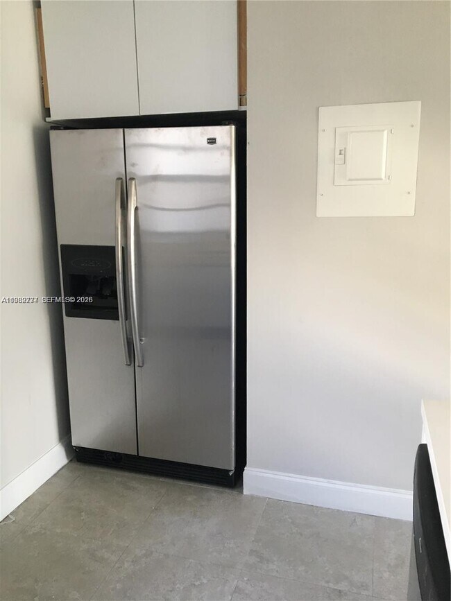 Foto del edificio - 7765 SW 86th St