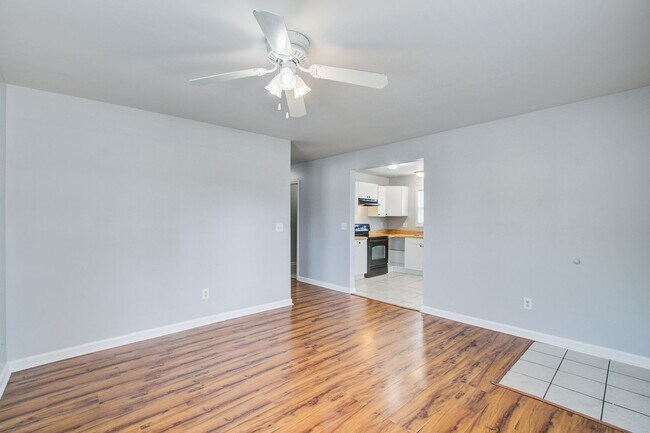 Foto del edificio - 3BR / 1BA Home for Rent in North Charleston – Available Now