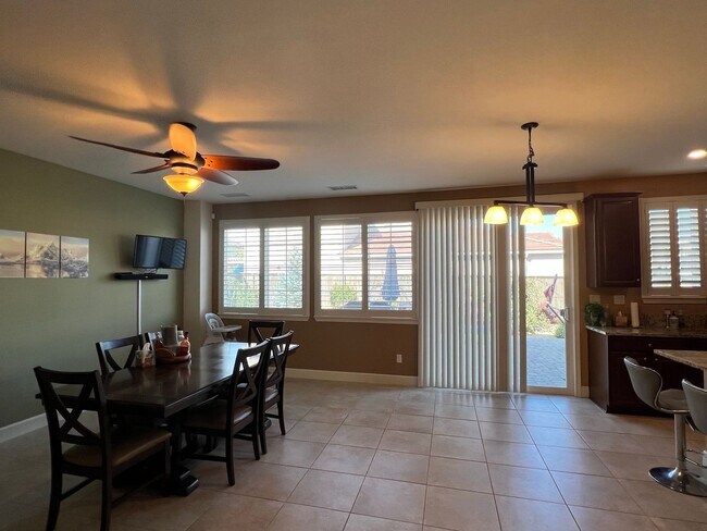 Building Photo - 7047 Woodward Rd