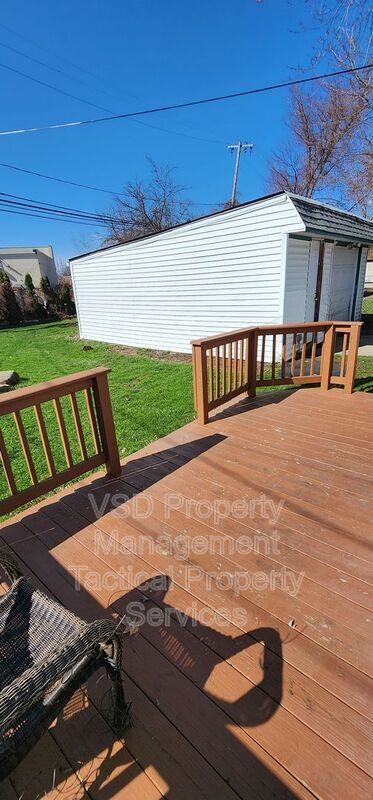 Foto del edificio - 374 E 232nd St