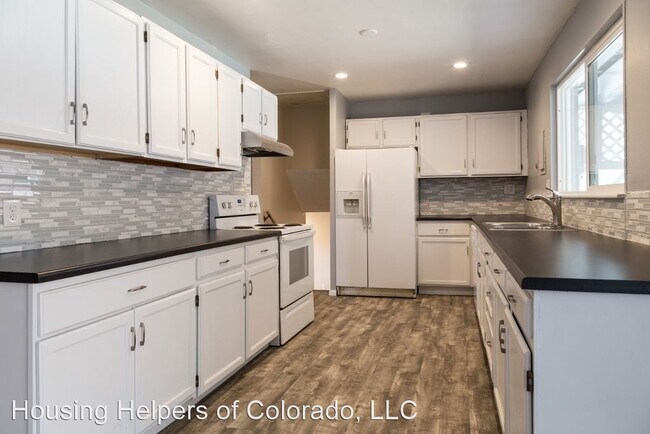 Foto del edificio - 5 br, 2 bath House - 4835 Moorhead Avenue