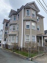 Building Photo - 530 Bolton St