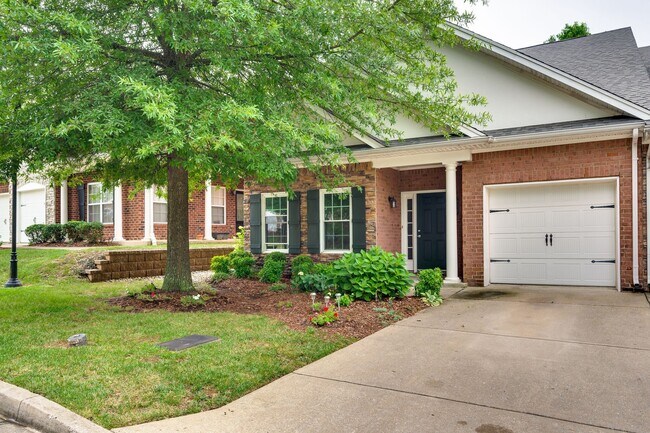 Building Photo - 902 Catlow Ct