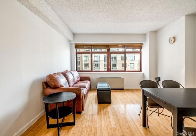 Photo - 4-74 48th Avenue Unit 4-V Apartment