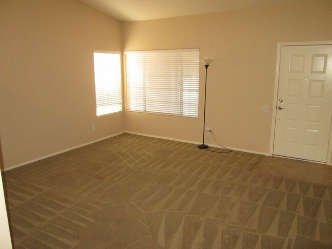 Foto del edificio - 4583 W Elgin St