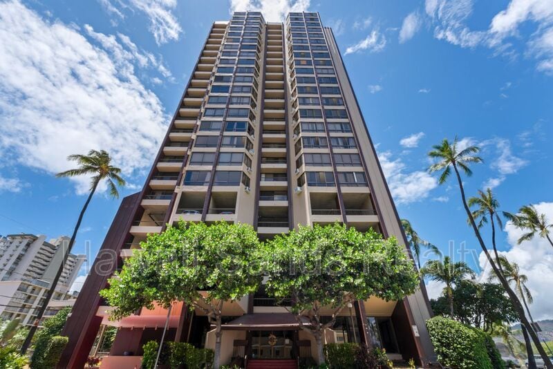 Photo - 320 Liliuokalani Ave 1802