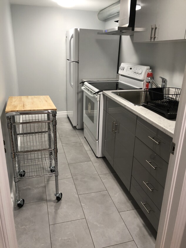 Photo principale - 456 Weston Cres