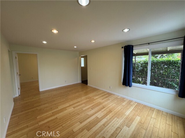 Foto del edificio - 633 Hillcrest St