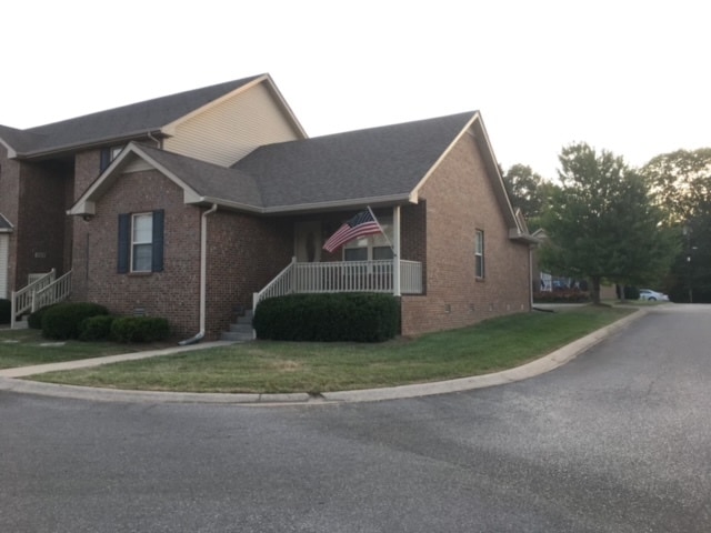 Curb View - 135 Excell Rd