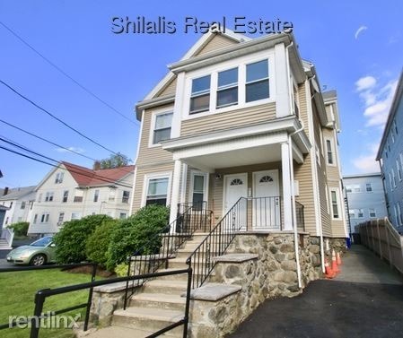Building Photo - 2 br, 1 bath Apartment - 900 Moody St