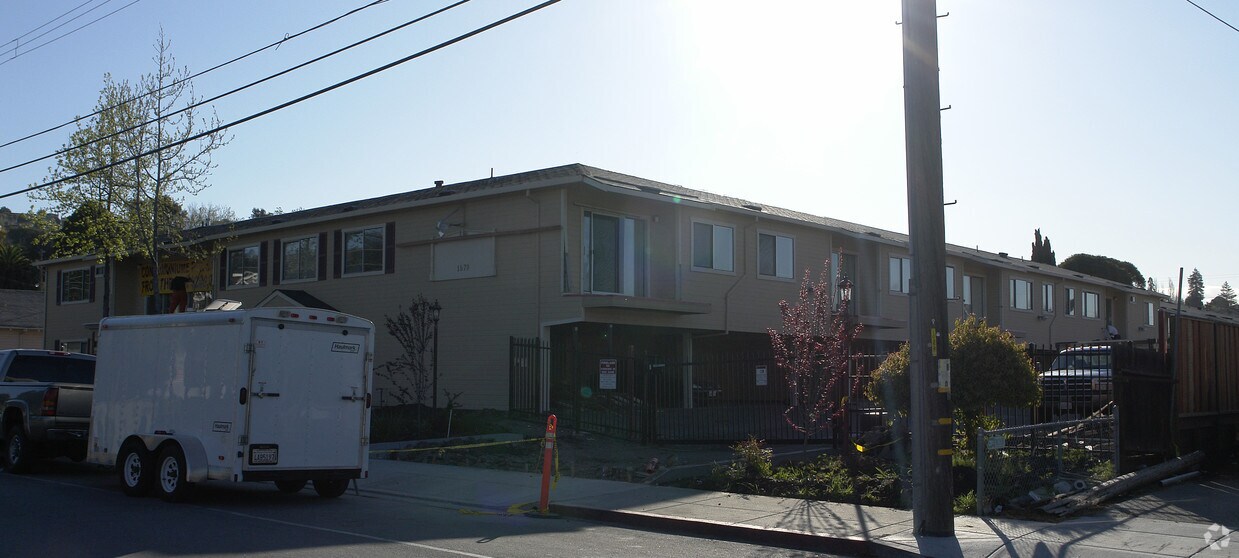 Foto del edificio - 1570 165th Ave