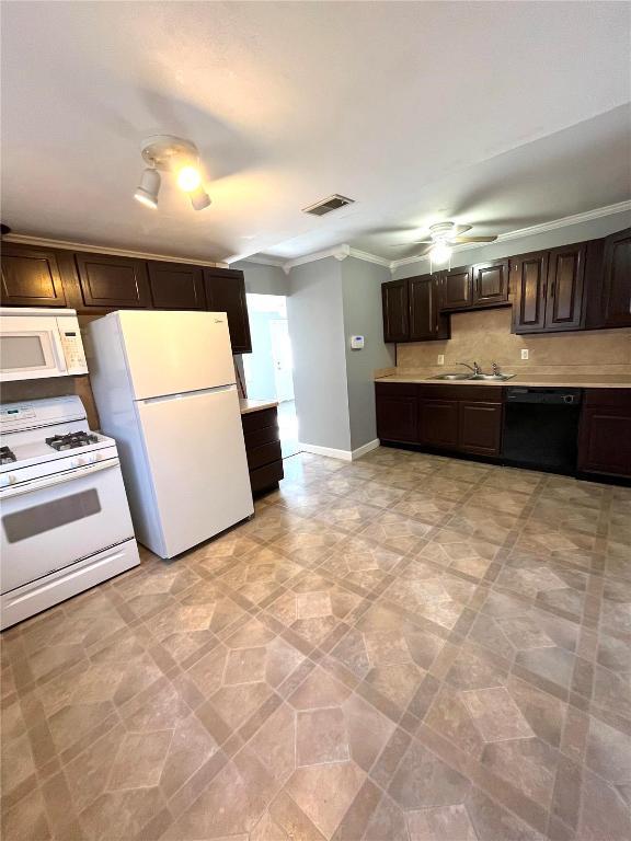 Building Photo - 13 Rusty Wil Dr