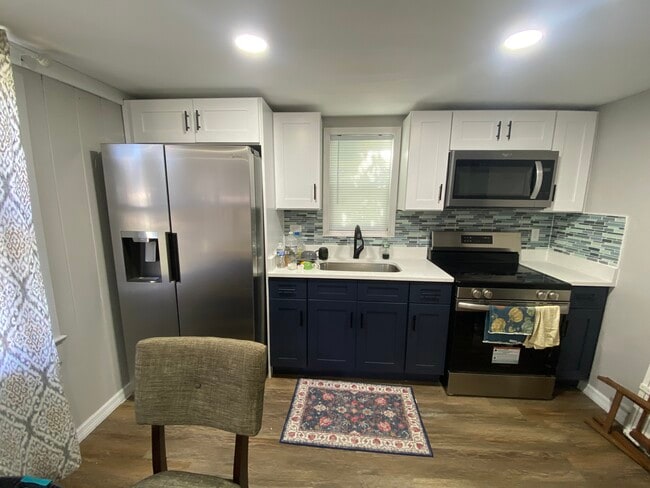 Kitchen - 218 S 4th St