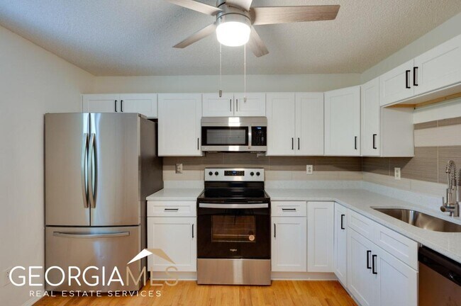 Foto del edificio - 4190 Bowers Pointe Dr SW