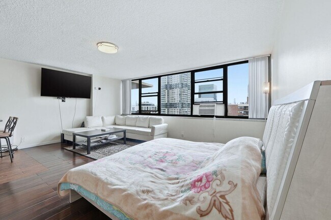 Foto del edificio - 280 Marin Blvd