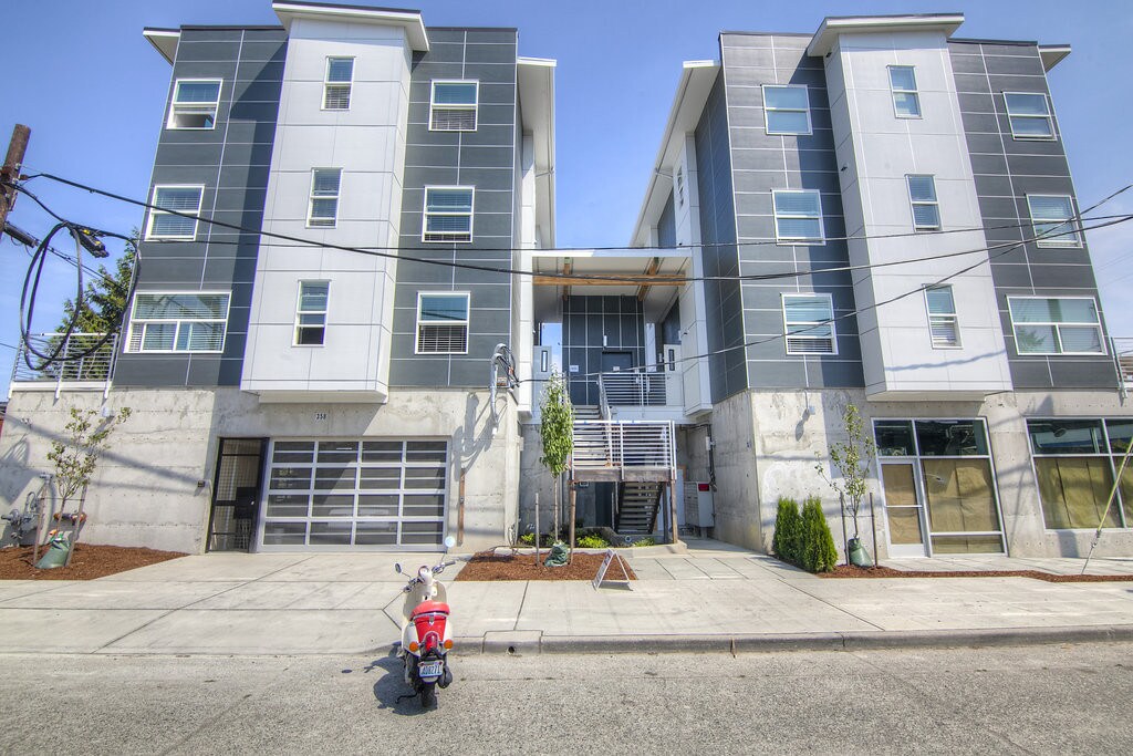 Foto principal - 358 NW 85th St
