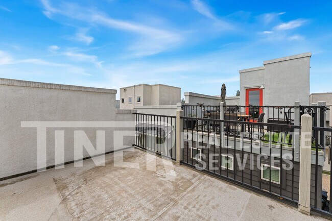 Foto del edificio - 266 Box Lane-