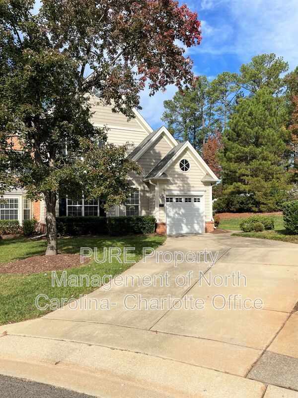 Foto del edificio - 9504 Lost Key Ct