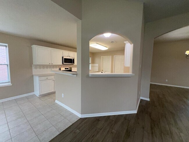 Foto del edificio - 2407 Daneswood Ct