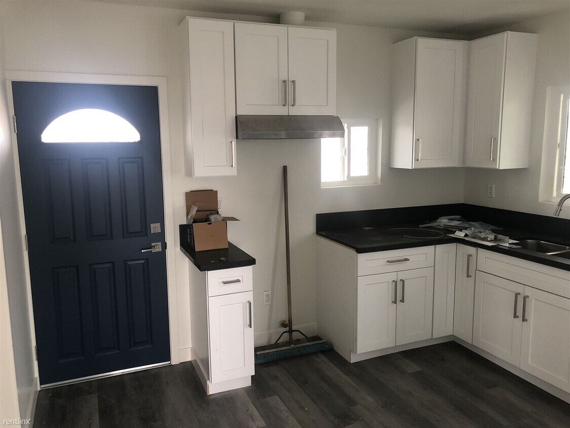 Foto principal - 761 Fraser Ave