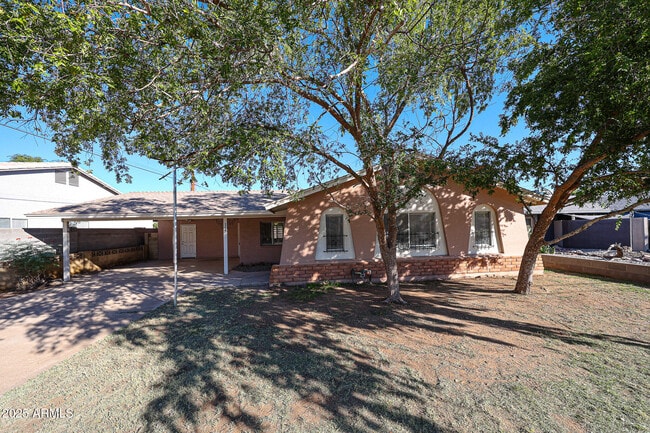 Foto del edificio - 2324 West Myrtle Ave