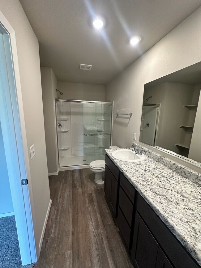 Foto del edificio - 8508 E 164th St S