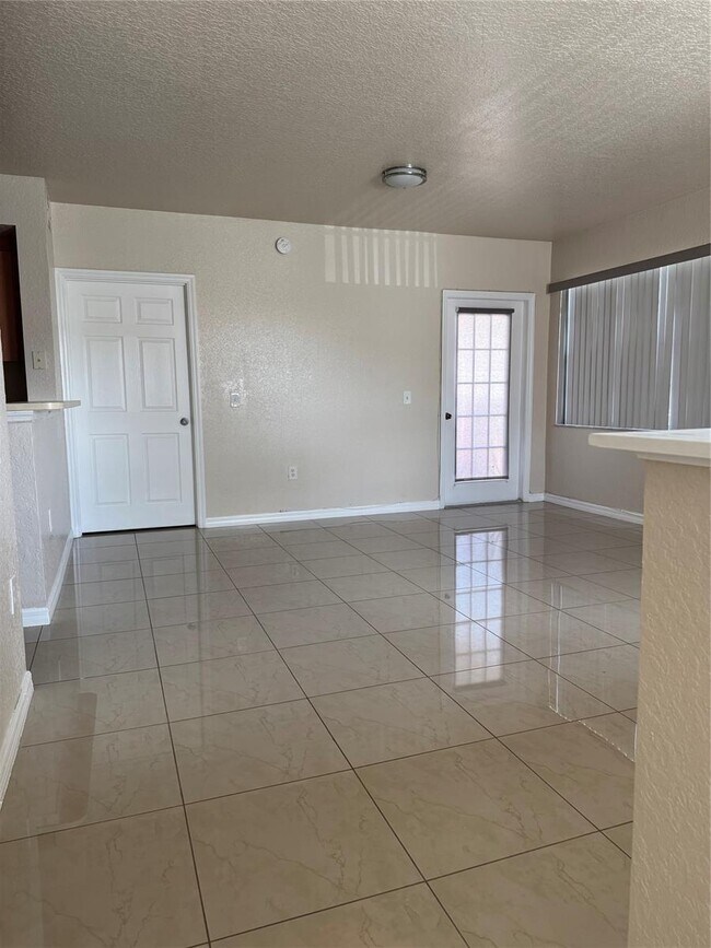 Foto del edificio - 605 Belmont Ln