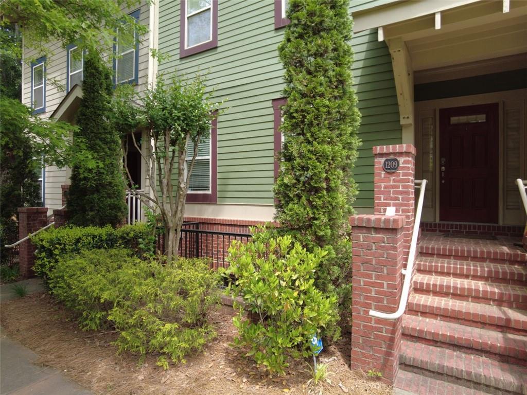 1209 Watson Cir SE, Atlanta, GA 30317 Townhome Rentals in Atlanta GA