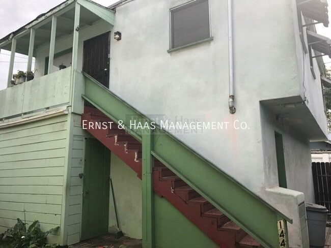 1442 1/2 E. 4th St.- - 1442 1/2 E. 4th St.- House