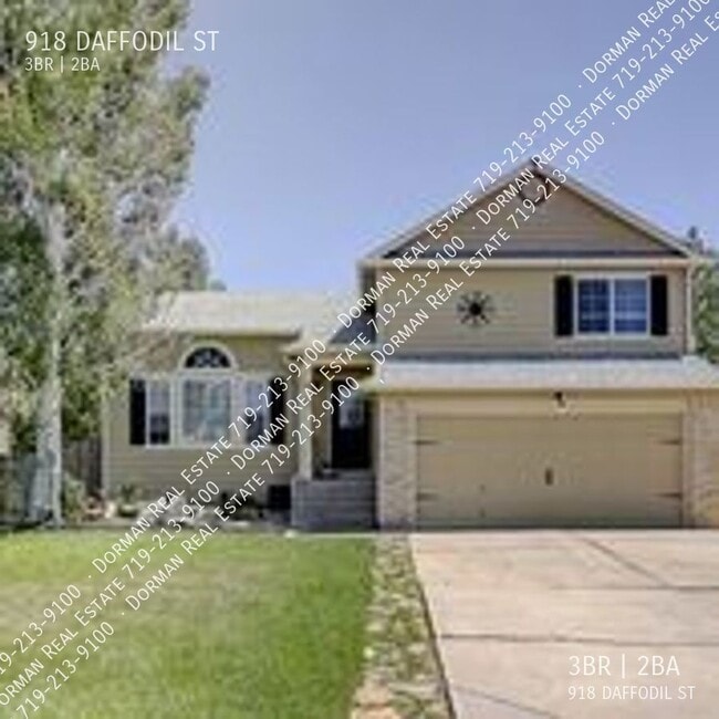 Building Photo - 918 Daffodil St