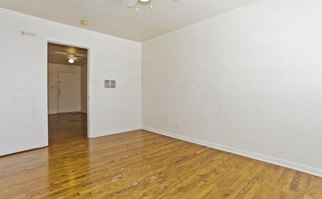 Foto del edificio - 3604 San Jacinto St
