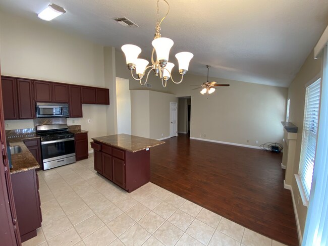 Building Photo - 8560 Brentwick Way