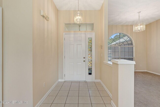 Foto del edificio - 8187 Kilkelly Ln S