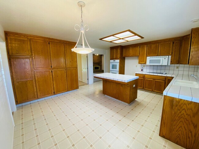 Foto del edificio - Elegant Galt Home