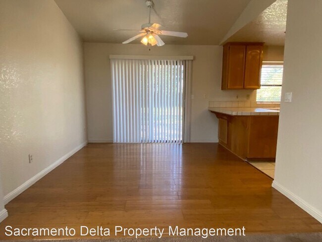 Foto del edificio - 3 br, 2 bath House - 3664 Rollins Way^^