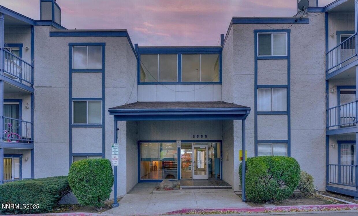Foto principal - 2555 Clear Acre Ln