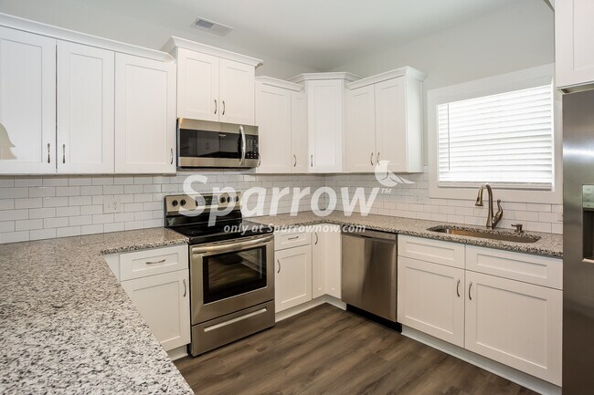 Building Photo - 7916 Bellhaven Boulevard
