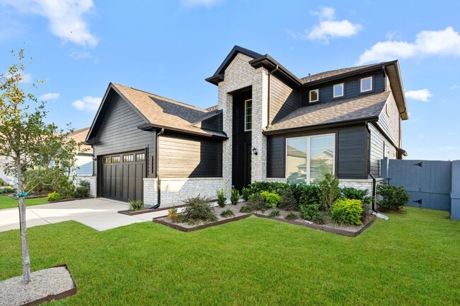 Building Photo - 32419 Fly Fish Wy