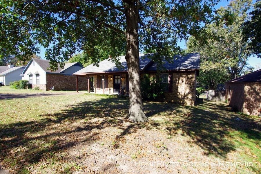Primary Photo - 3BR, 1.5BA Southaven Gem!