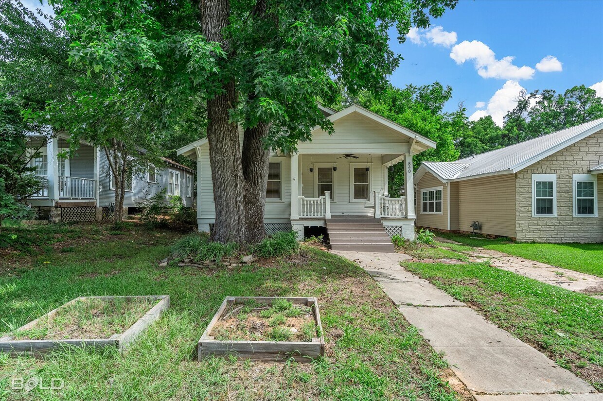 Foto principal - 840 Fairview St