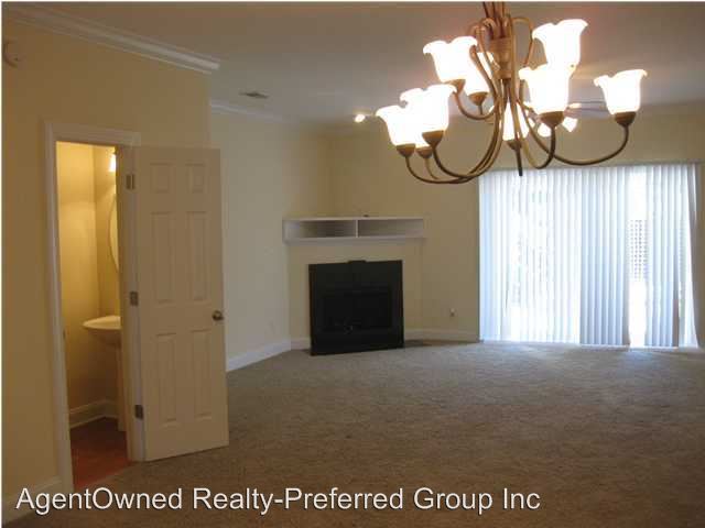 Building Photo - 4926 Date Palm Dr