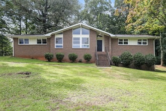 Building Photo - 970 Kathryn Ct SW